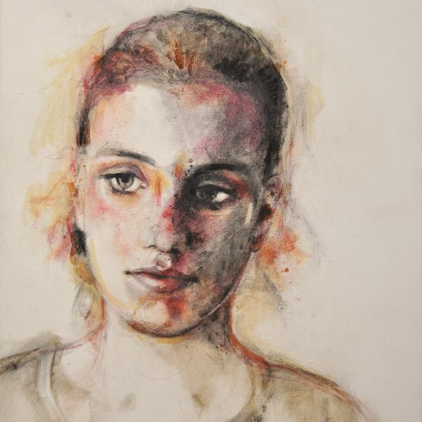 Frontalporträt einer jungen Frau, gestaltet mit erdigen, beige-rötlichen Naturpigmenten auf Leinwand